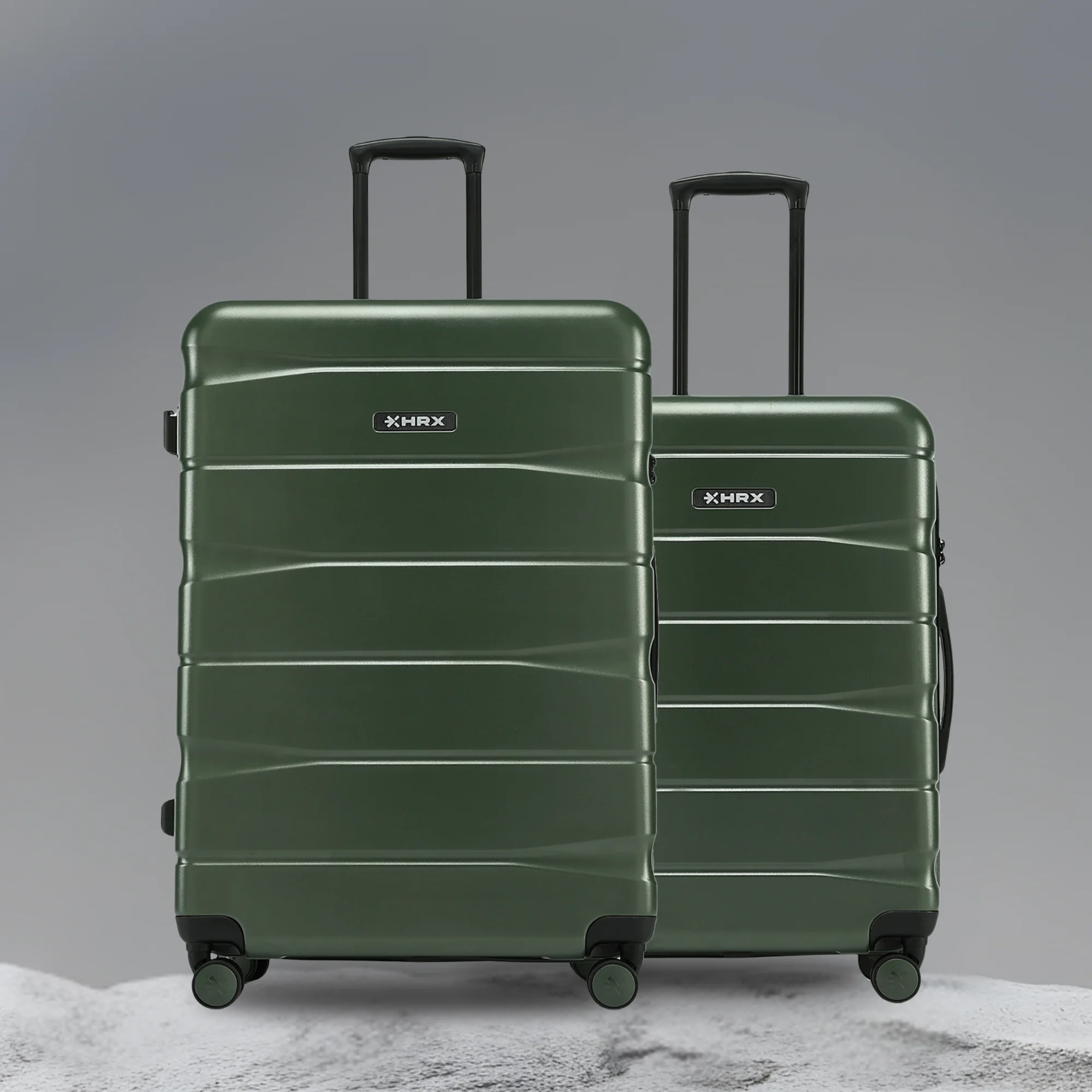 HRX by Hrithik Roshan Hard Body Set of 2 Luggage 8 Wheels - Brute - Image 9
