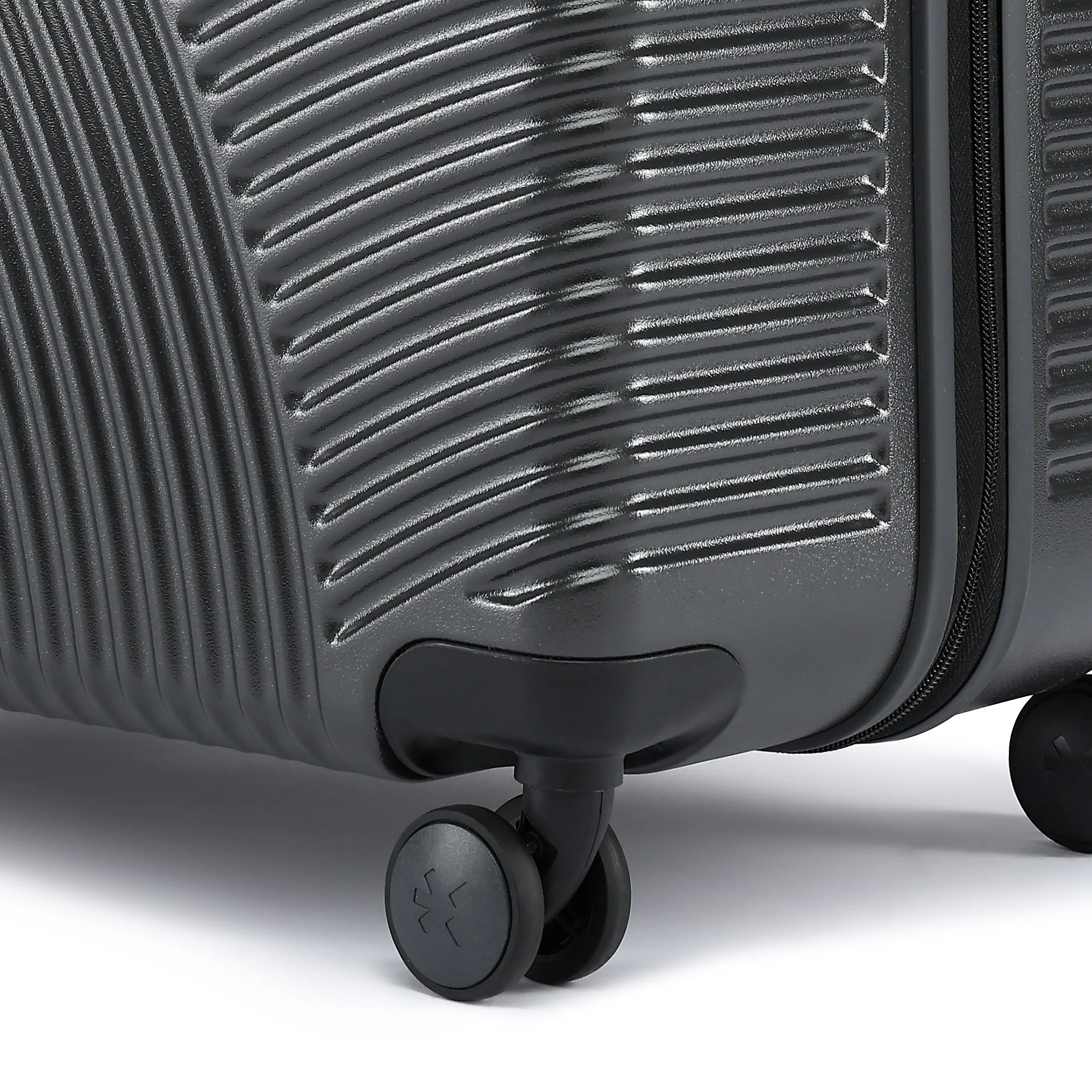 HRX by Hrithik Roshan Hard Body Set of 2 Luggage 8 Wheels - Glide - Image 77
