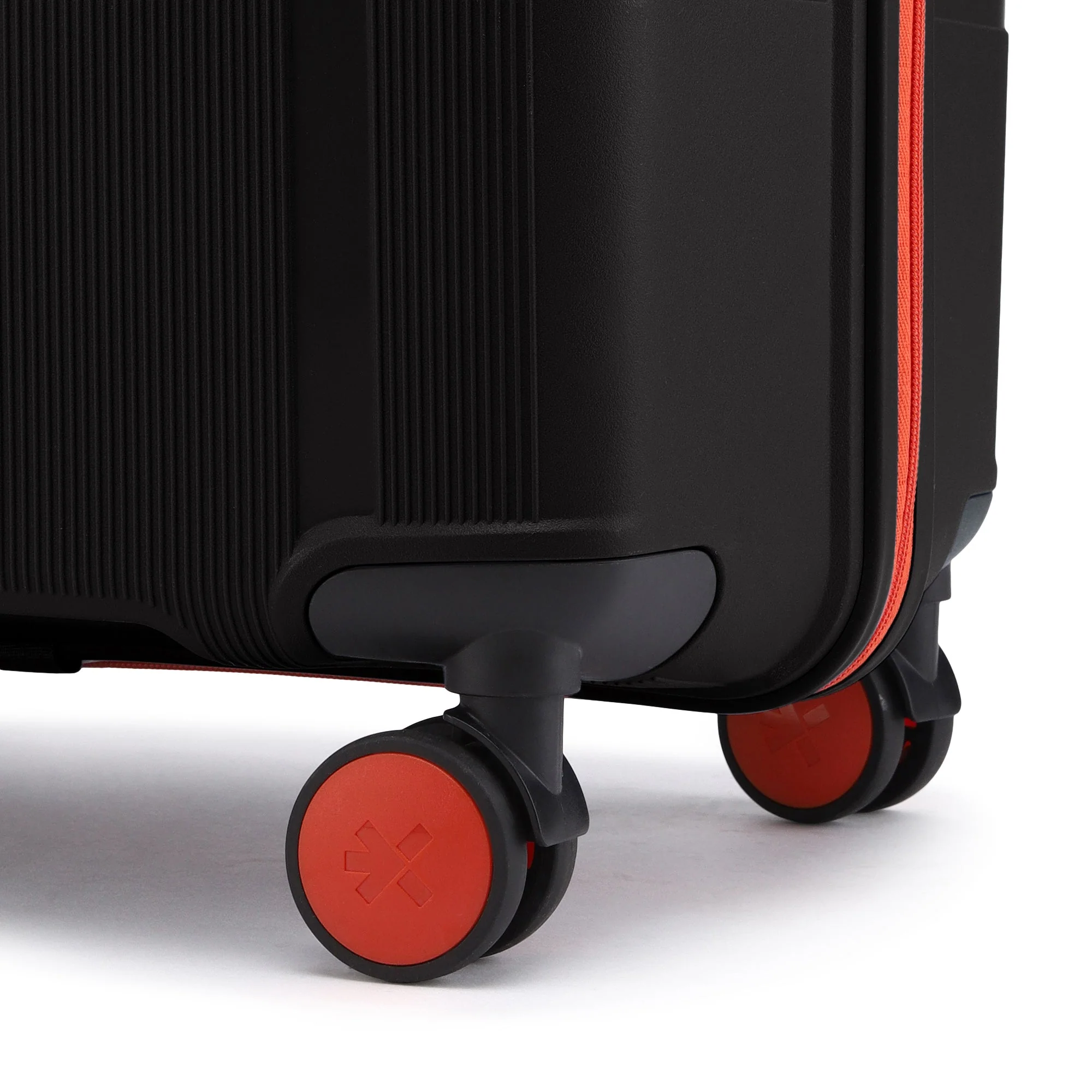 HRX by Hrithik Roshan Hard Body Set of 2 Luggage 8 Wheels - Helium - Image 18