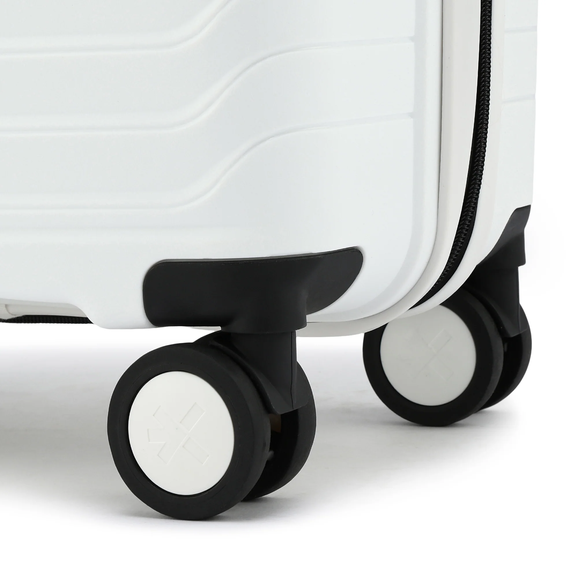 HRX by Hrithik Roshan Hard Body Set of 2 Luggage 8 Wheels - Kyoto - Image 108