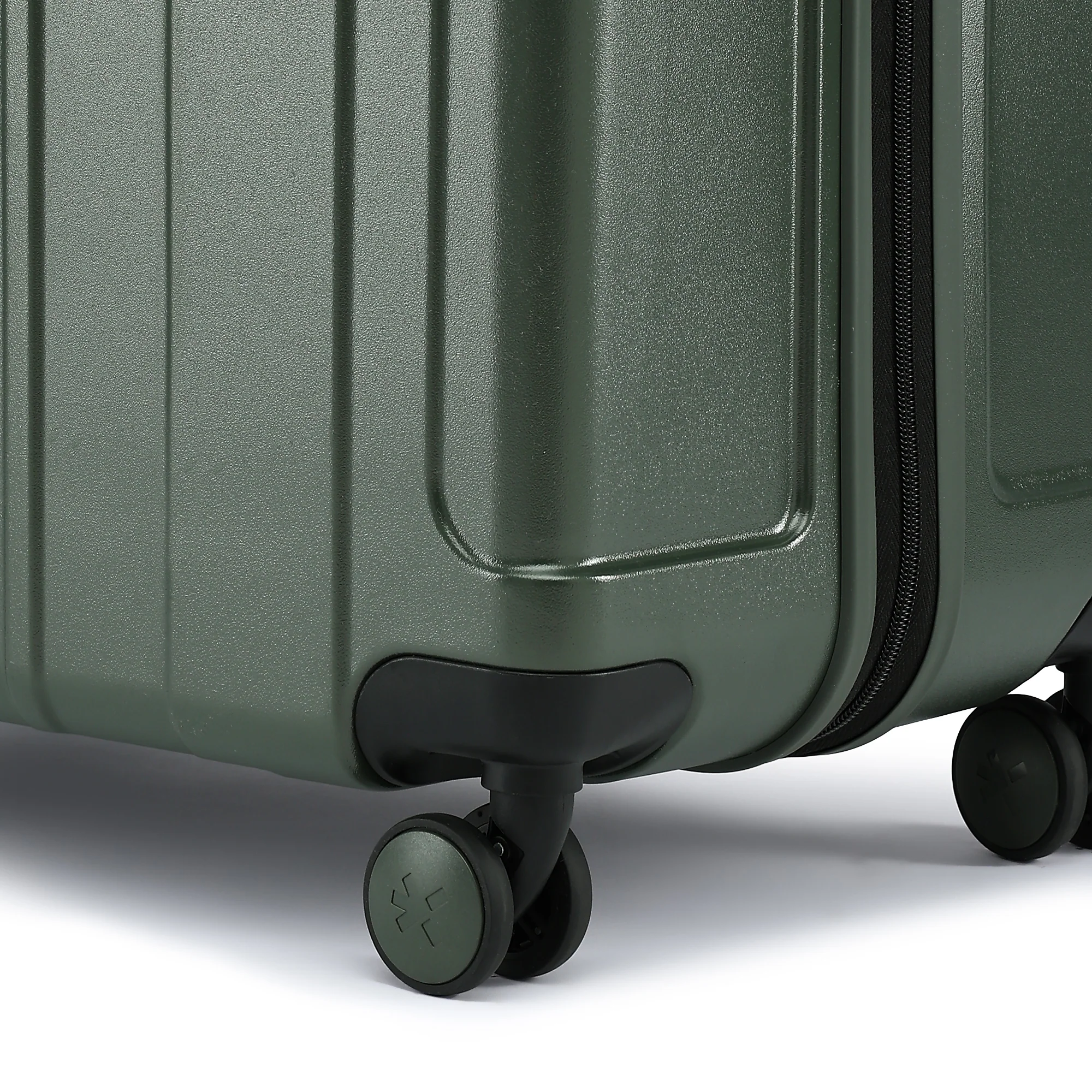 HRX by Hrithik Roshan Hard Body Set of 3 Luggage 8 Wheels - Force - Image 84