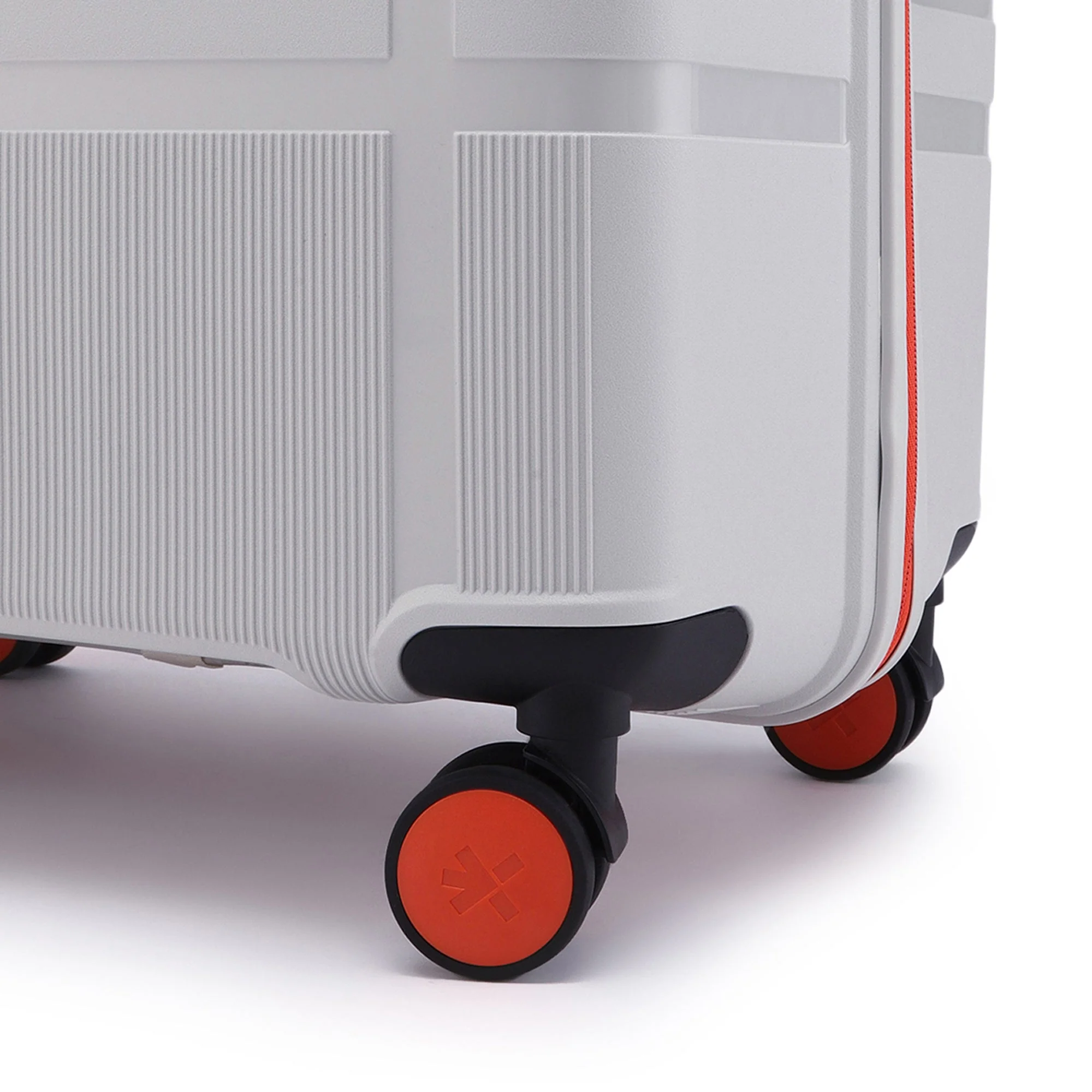 HRX by Hrithik Roshan Hard Body Set of 3 Luggage 8 Wheels - Helium - Image 59