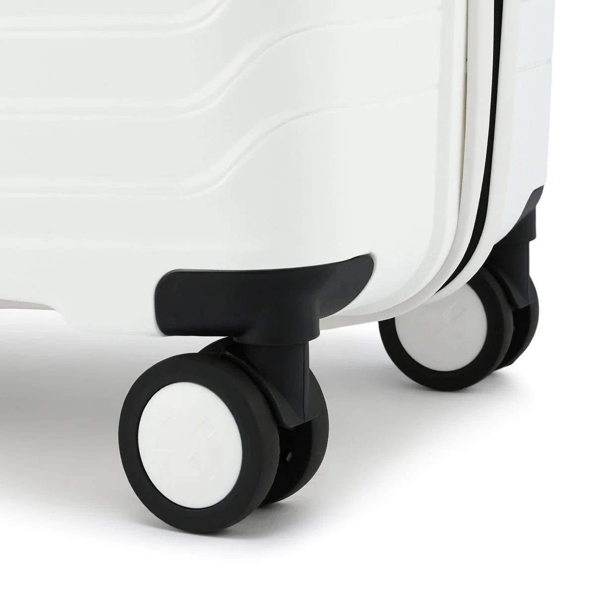 HRX by Hrithik Roshan Hard Body Set of 3 Luggage 8 Wheels - Kyoto - Image 42
