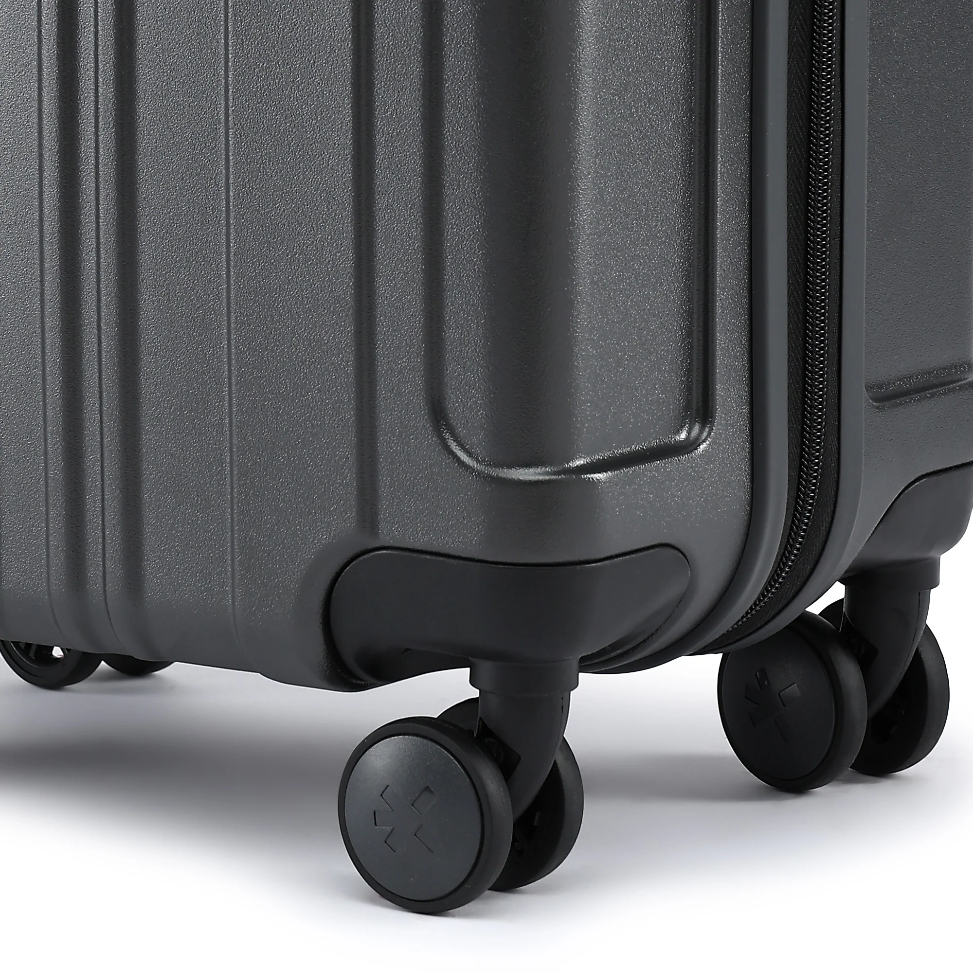 HRX by Hrithik Roshan Large Check-in Suitcase (75 cm) 8 Wheels - Force - Image 64
