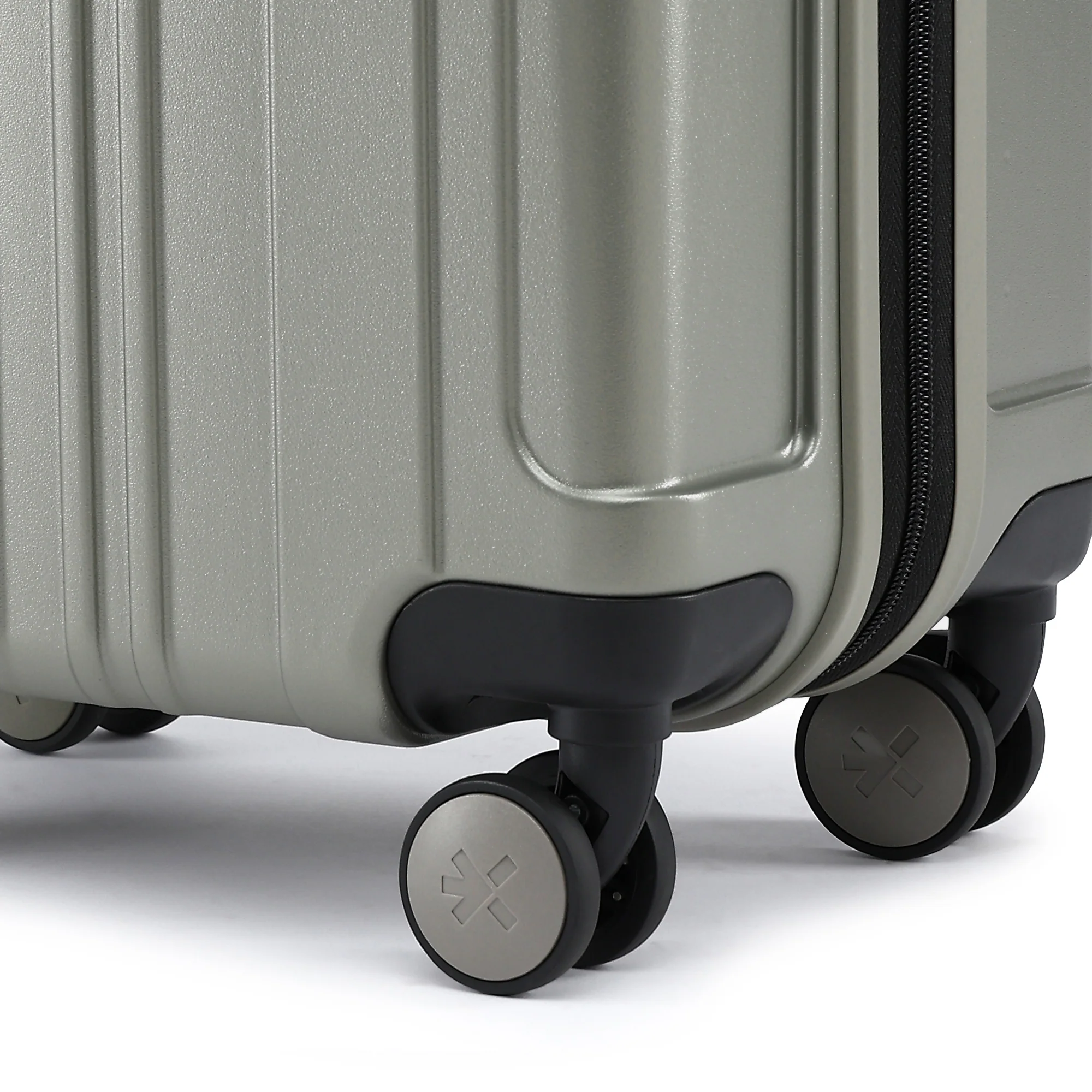 HRX by Hrithik Roshan Small Cabin Suitcase (56 cm) 8 Wheels - Force - Image 114