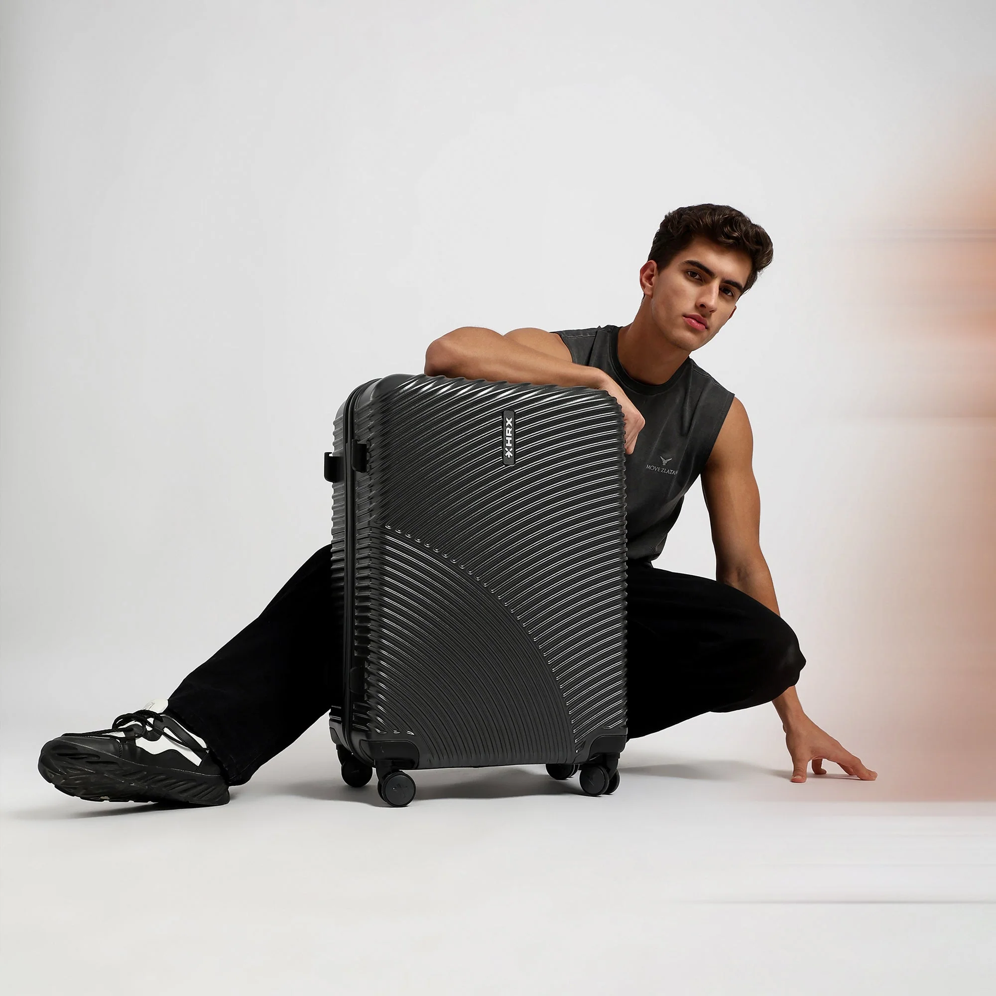 HRX by Hrithik Roshan Small Cabin Suitcase (56 cm) 8 Wheels - Glide - Image 25