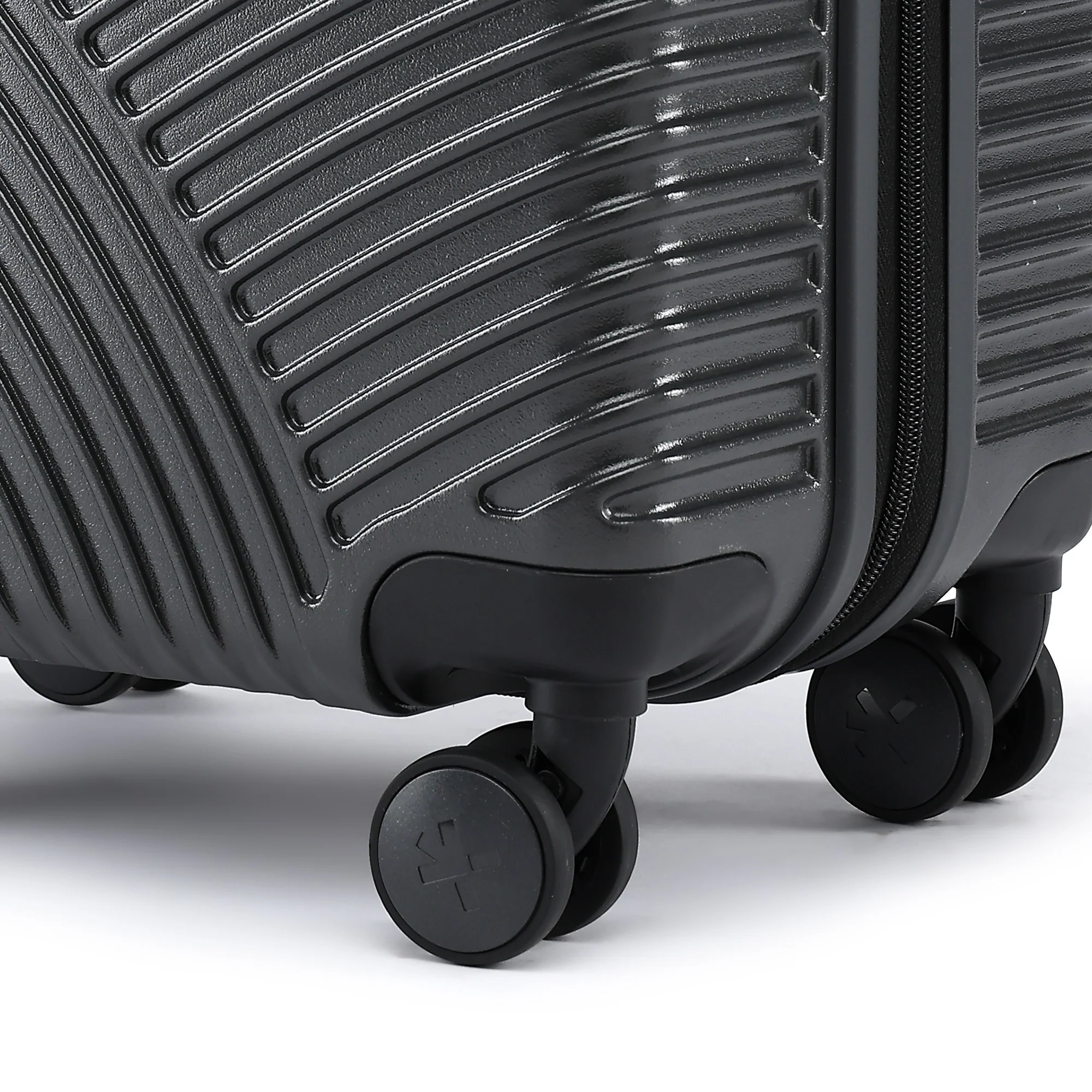 HRX by Hrithik Roshan Small Cabin Suitcase (56 cm) 8 Wheels - Glide - Image 81
