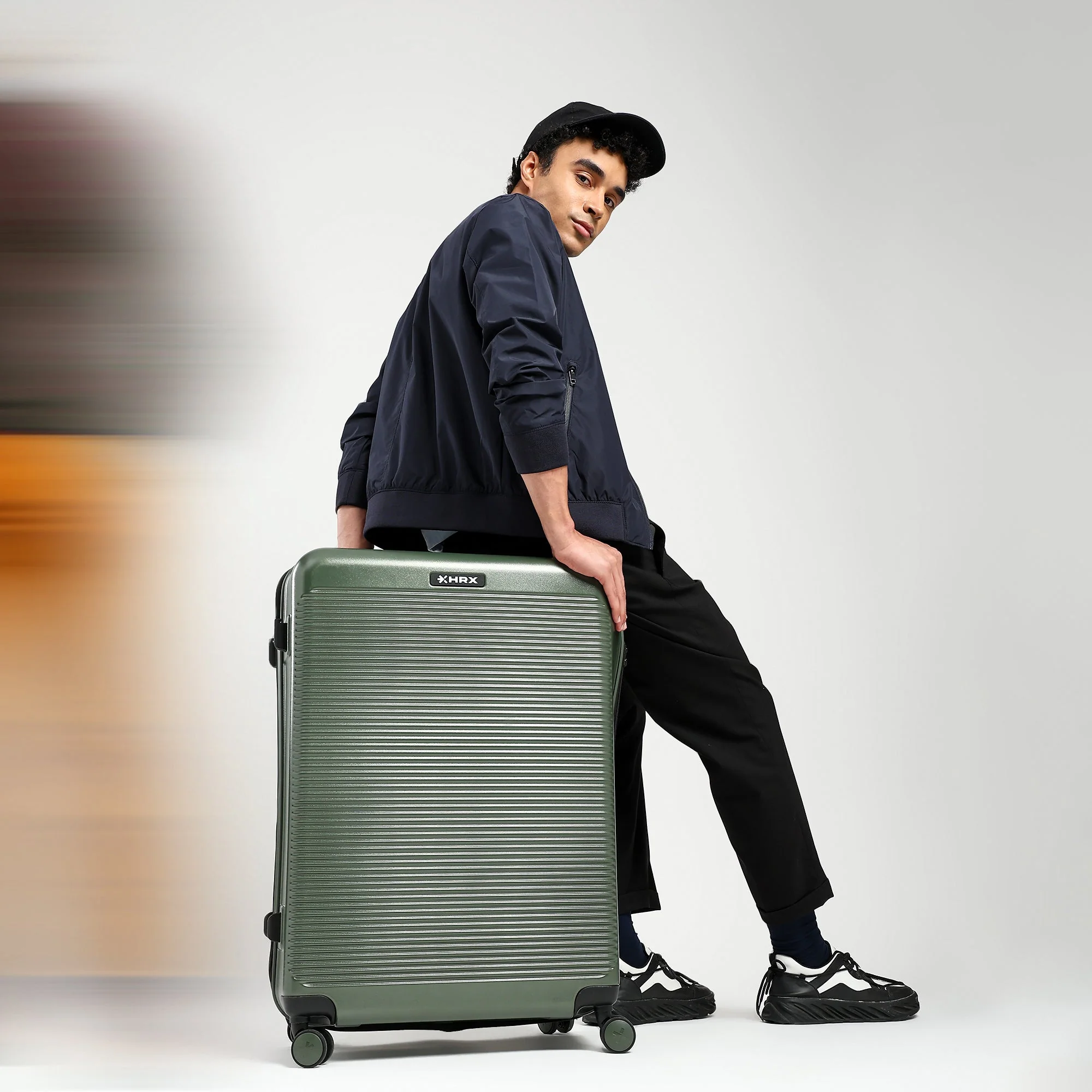 HRX by Hrithik Roshan Small Cabin Suitcase (56 cm) 8 Wheels - Grit - Image 36