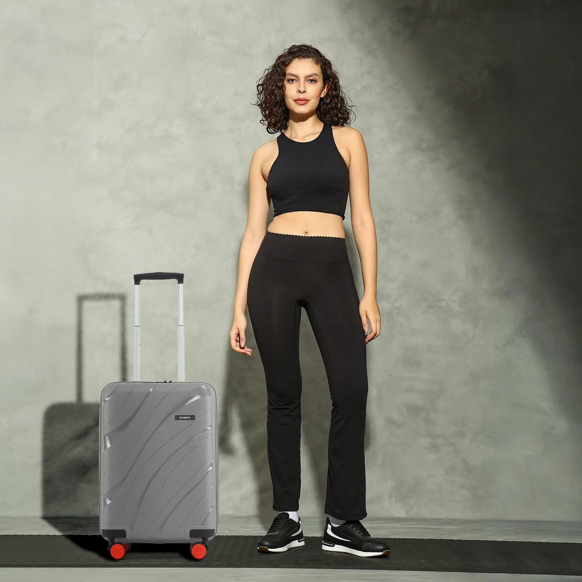 HRX by Hrithik Roshan Small Cabin Suitcase (56 cm) 8 Wheels - Madrid - Image 6